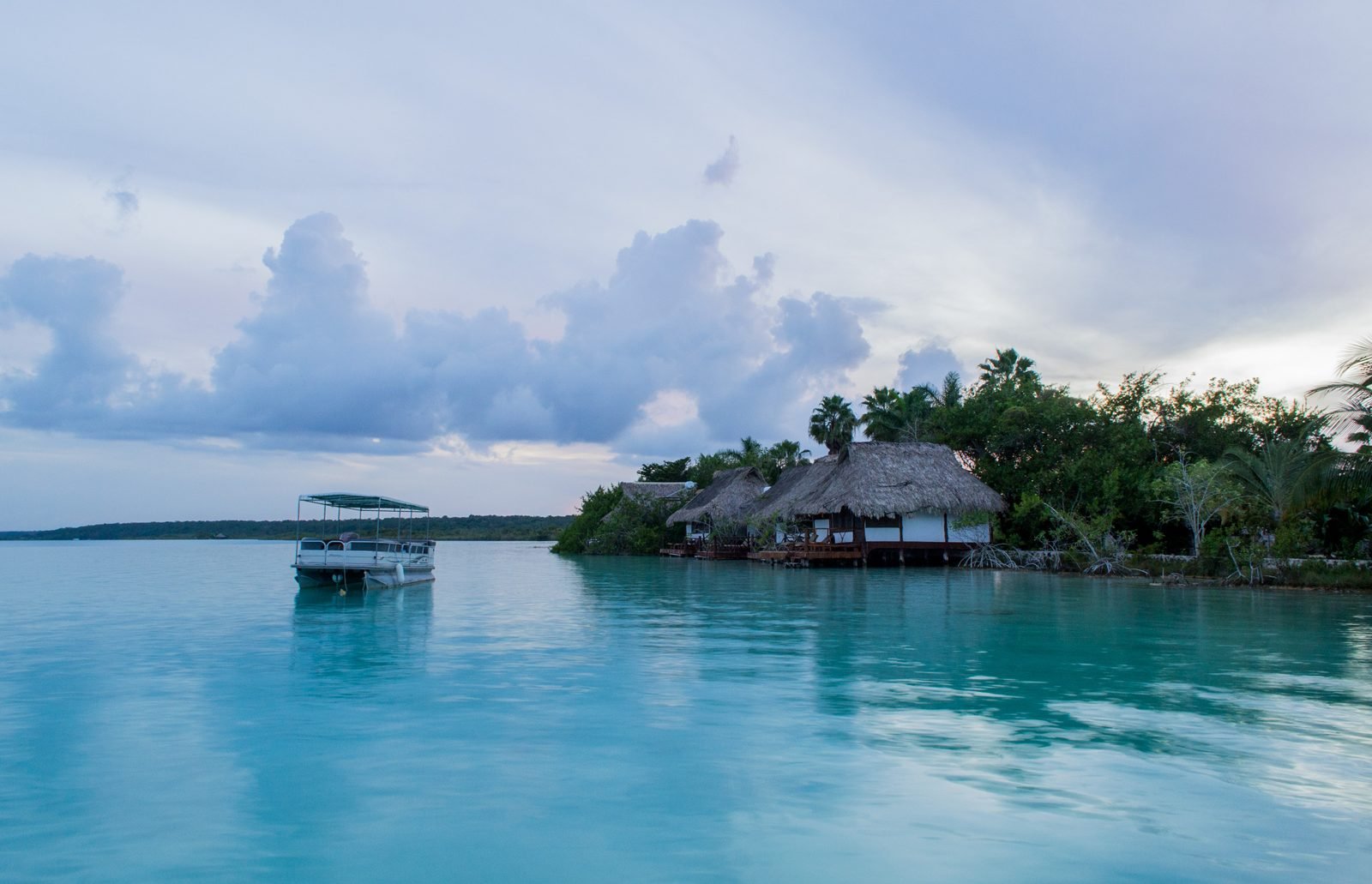 The colors of Bacalar Lagoon